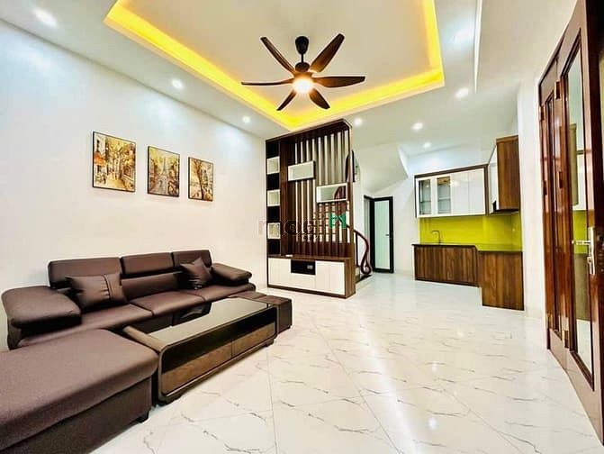 Bán Nhà Giáp Bát - Hoàng Mai 48m² giá 9.1 tỷ - Nhà lô góc thoáng đãng!