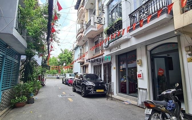 Nhà mặt tiền Ngô Thời Nhiệm, Phú Nhuận 98m² giá 17.8 tỷ - Vị trí đắc địa, pháp lý chuẩn!