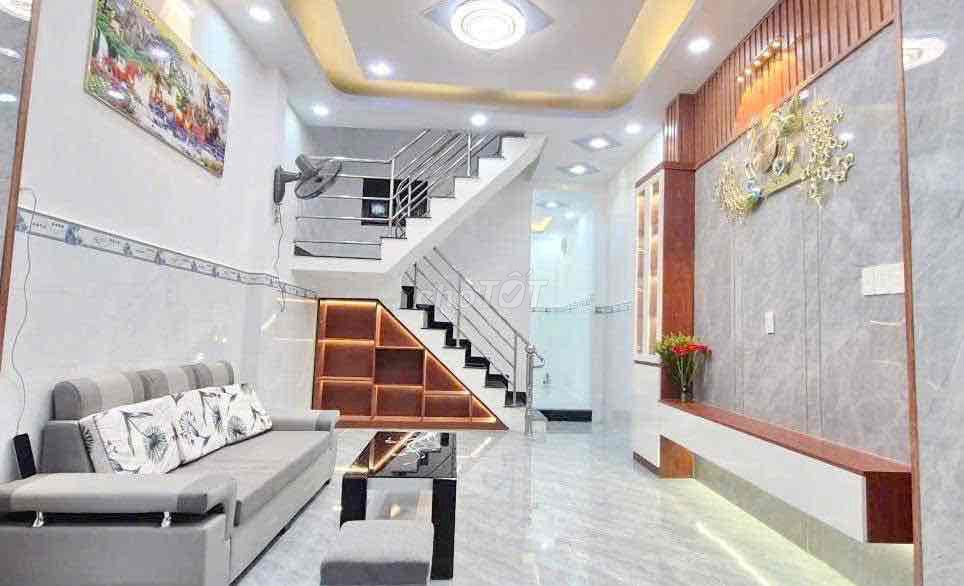 Nhà mới 3 tầng hẻm 1225 Phạm Thế Hiển, P5, Q8 - Sang trọng, tiện nghi, giá tốt!