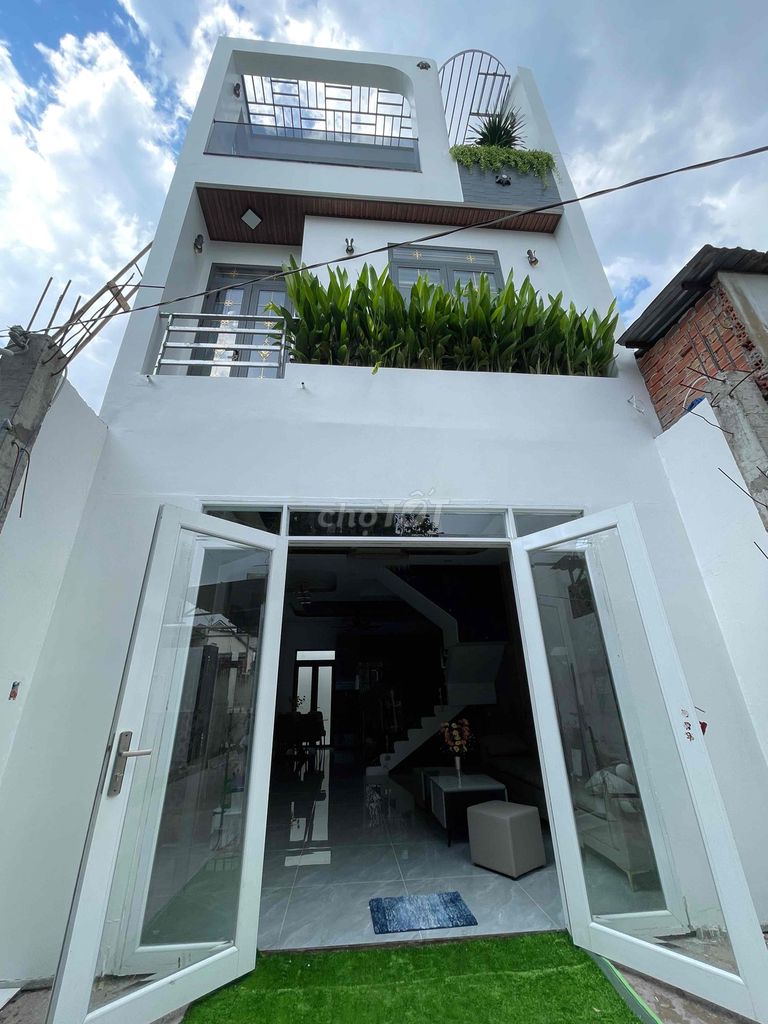 Bán nhà Huỳnh Tấn Phát Quận 7 60m² giá 5.5 tỷ - Sổ hồng chính chủ, pháp lý rõ ràng!