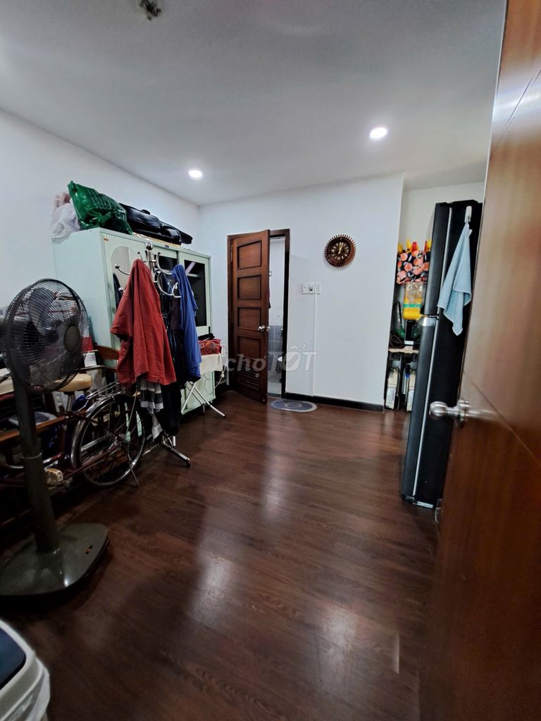Shophouse Hoàng Anh 3 Nhà Bè 200m² giá 7.2 tỷ - Nhà đẹp, tặng nội thất!