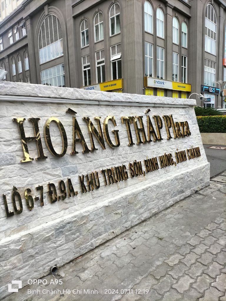 Chung cư Hoàng Tháp Bình Chánh 100m² giá 4.5 tỷ - Sổ hồng riêng, nội thất đầy đủ!