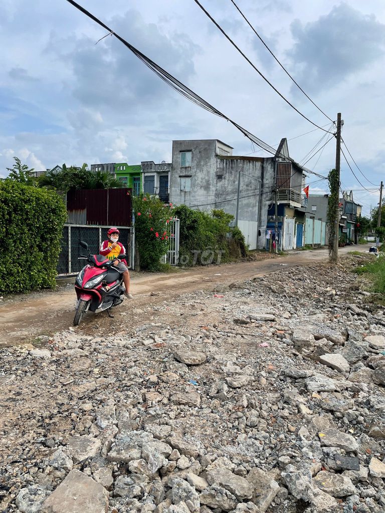 Đất nền Đông Thạnh Hóc Môn 130m² giá 3.5 tỷ - Tiềm năng đầu tư vượt trội!