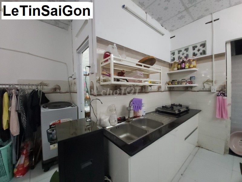 Nhà phố Hồng Lạc, Tân Bình 70m² giá 6.1 tỷ - Khu an ninh yên tĩnh!