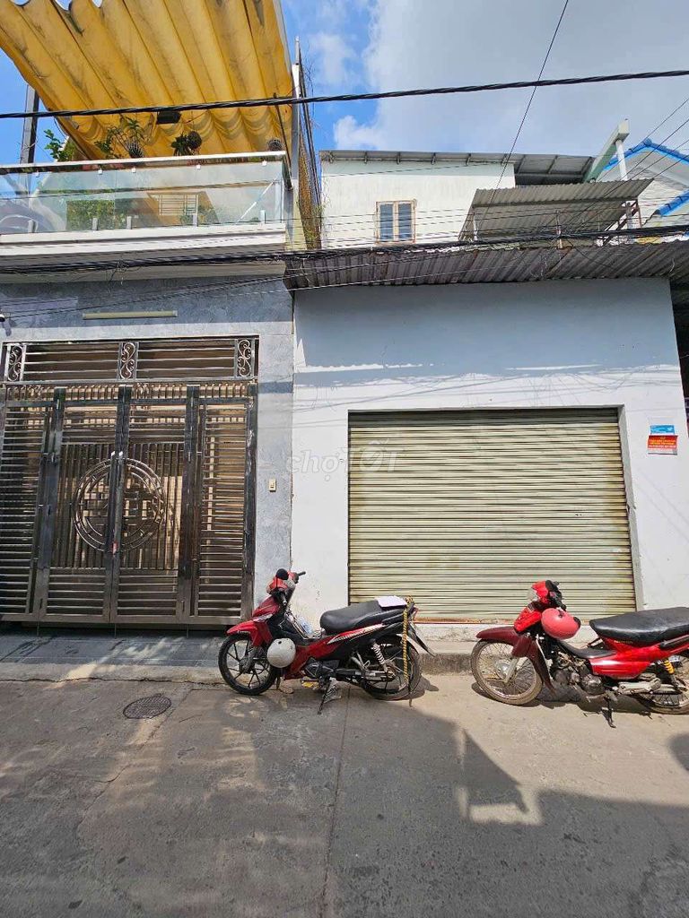 Nhà trọ 1 trệt 1 lầu gần chợ Đoàn Thị Kia, Tân Đông Hiệp 162.1m² giá 5.1 tỷ - Đầu tư sinh lời cao!