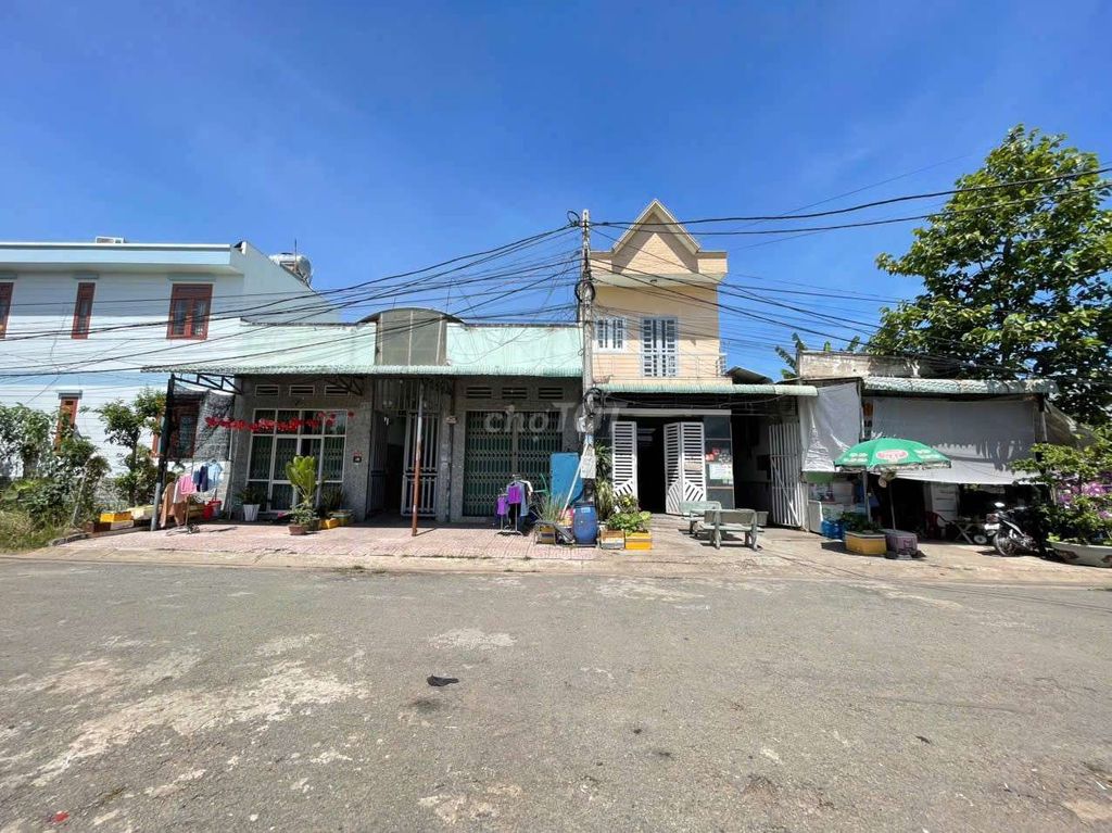 Nhà trọ 1 trệt 1 lầu 285m² giá 8.5 tỷ - Đầu tư sinh lời ngay tại KDC Đông An!