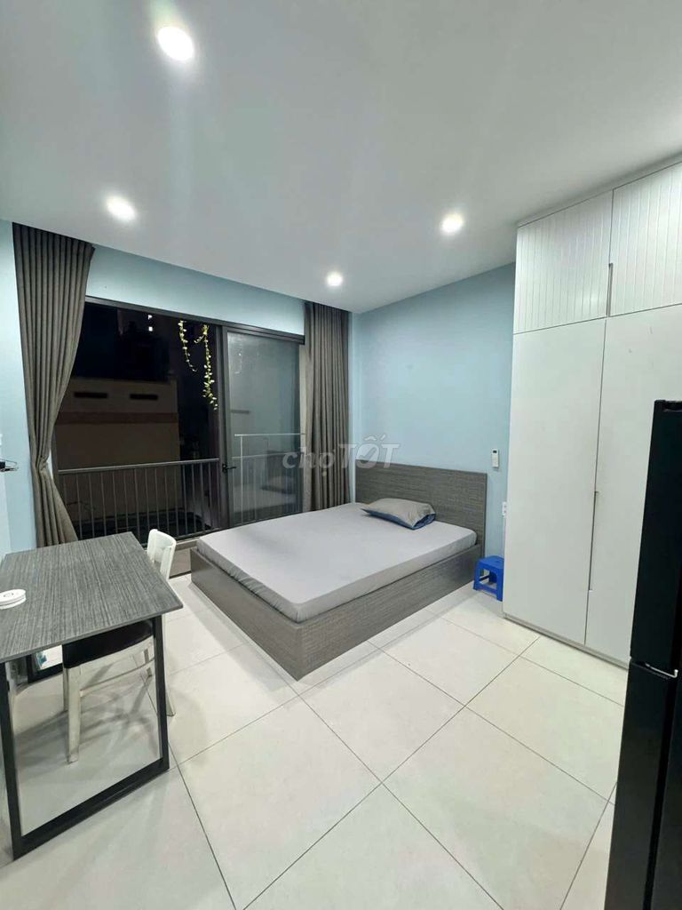 Căn hộ studio cho thuê Phan Xích Long 40m² giá chỉ 6.2 triệu - Sẵn sàng vào ở ngay!
