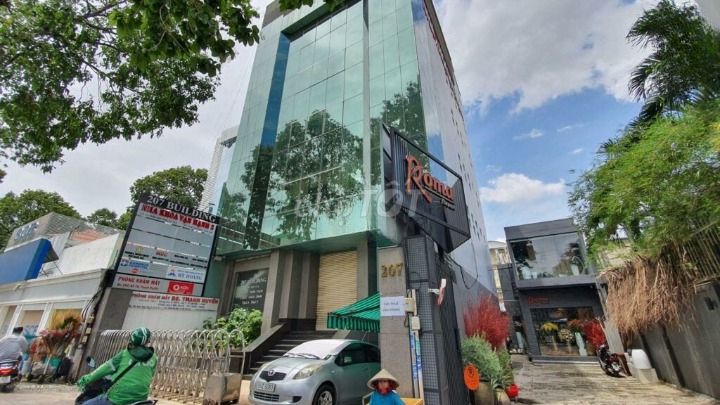 Tòa Nhà Mặt Tiền 207 Điện Biên Phủ, Quận 3 - Cho Thuê 300 triệu - Phù Hợp Làm Ngân Hàng, Spa