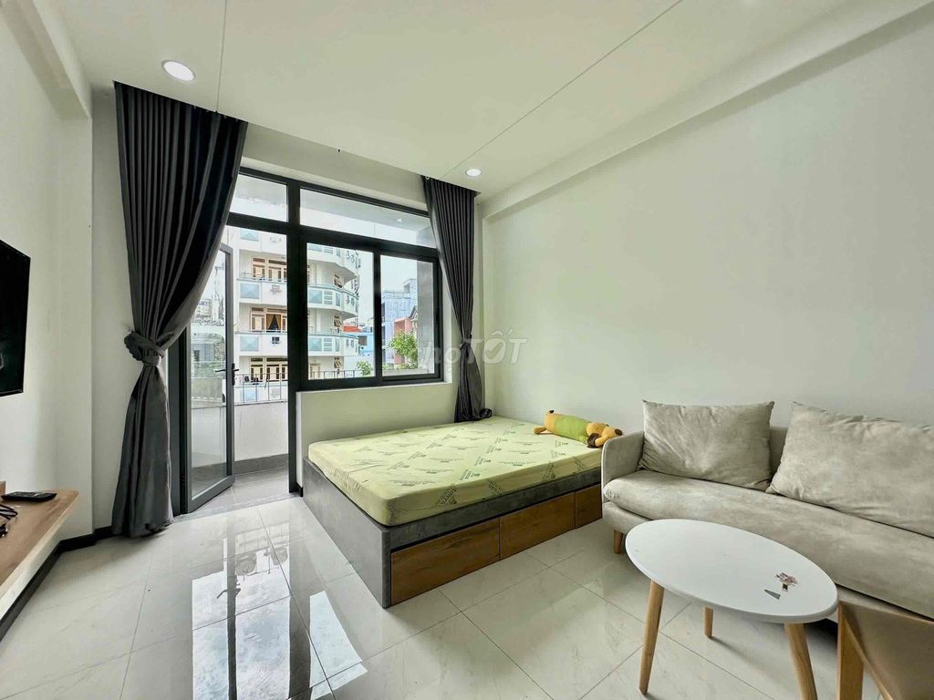 Căn hộ Studio Tách Bếp 35m² giá 6.5 triệu - Full nội thất, trung tâm Quận 10!