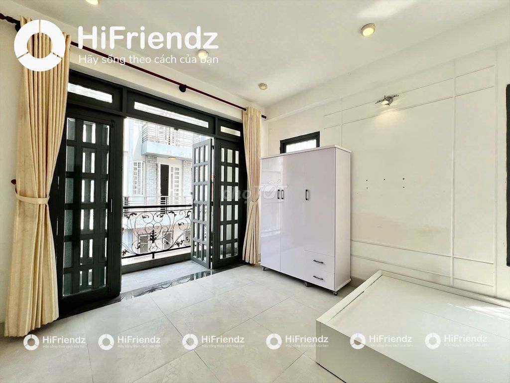 Căn hộ Studio 2 phòng ngủ riêng biệt 45m² giá 5.6 triệu - Full nội thất ngay công viên Làng Hoa!