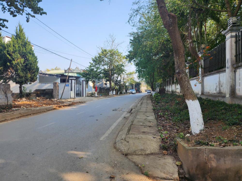 Lô đất 3 mặt tiền Mộc Châu 689m² giá 30 tỷ - Cơ hội đầu tư sinh lời cao!