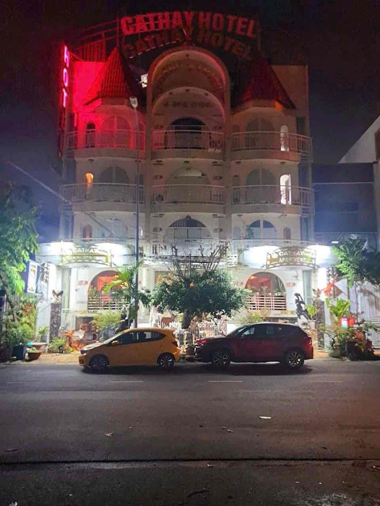 Khách sạn cho thuê Lê Văn Việt 345m² - Đầy đủ tiện nghi, giá tốt!