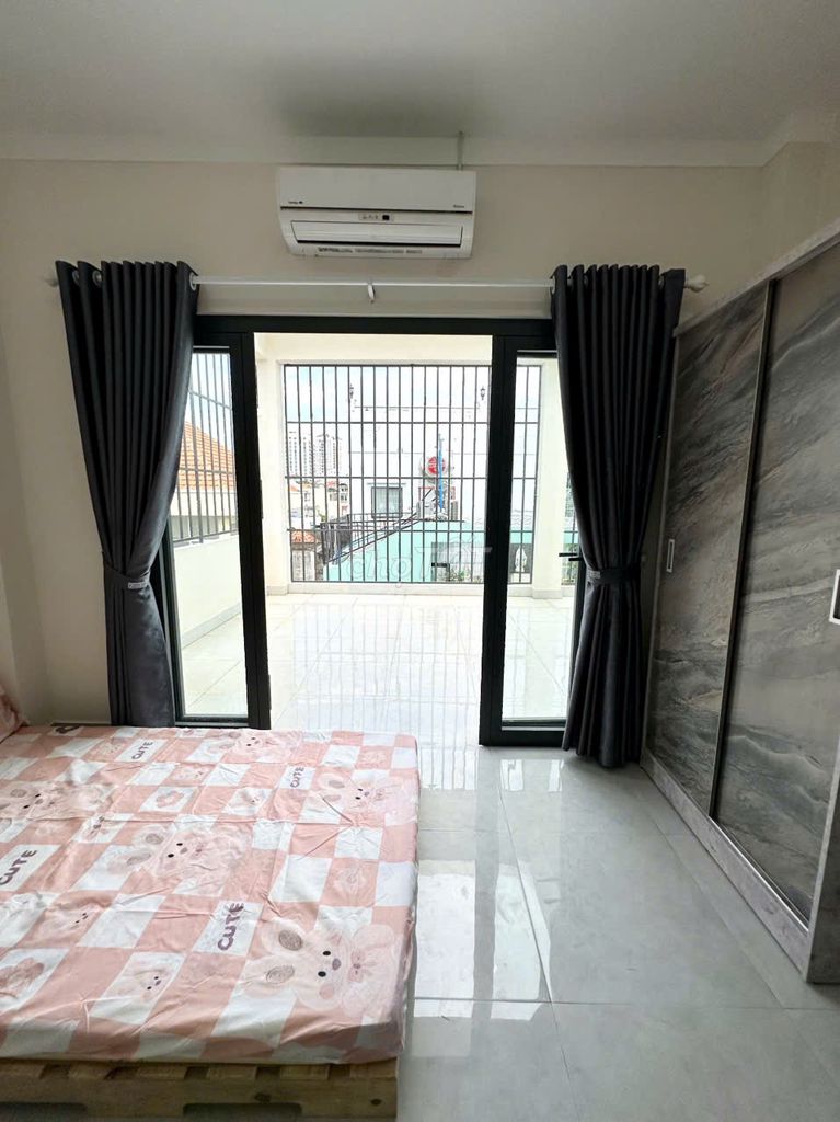 Phòng studio ban công 22m² thang máy, tiện ích đầy đủ ở Phú Nhuận - Chỉ 5.5 triệu!
