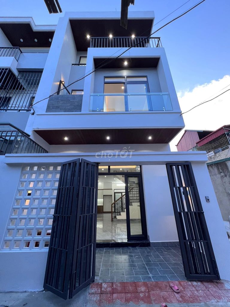 Nhà cho thuê HXH Hồ Đắc Di 81m² giá 15 triệu - Vị trí kinh doanh sầm uất!