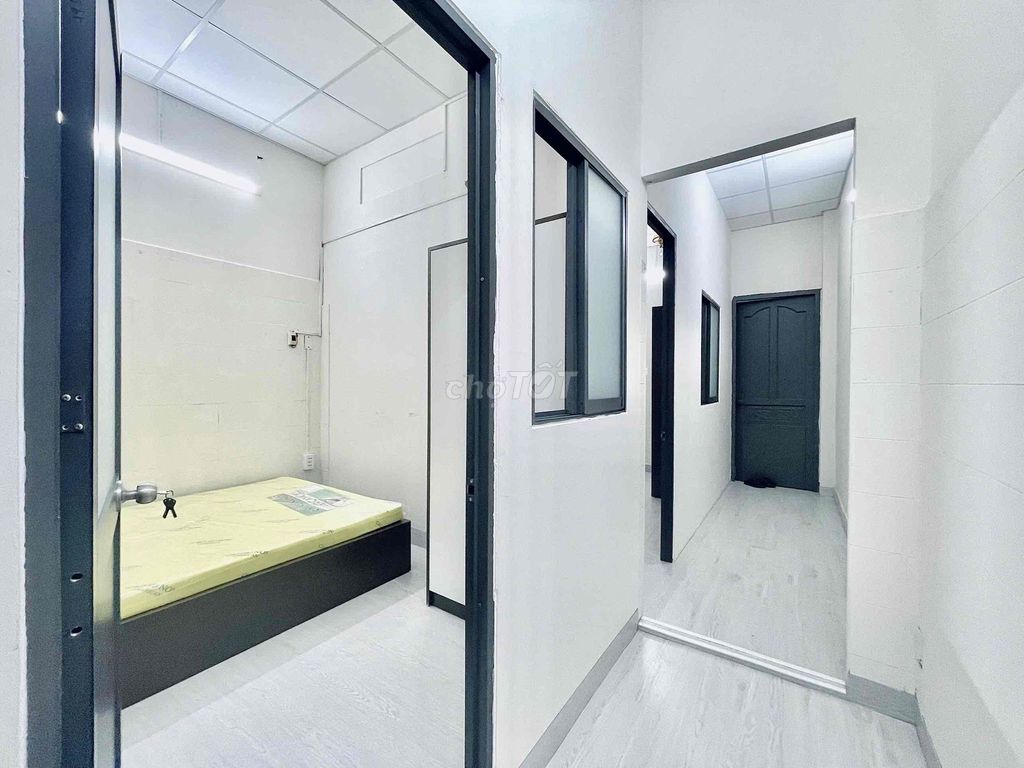 Căn hộ 2 phòng ngủ tại Quận 10 - Giá chỉ 7.5 triệu, Full nội thất tiện nghi!