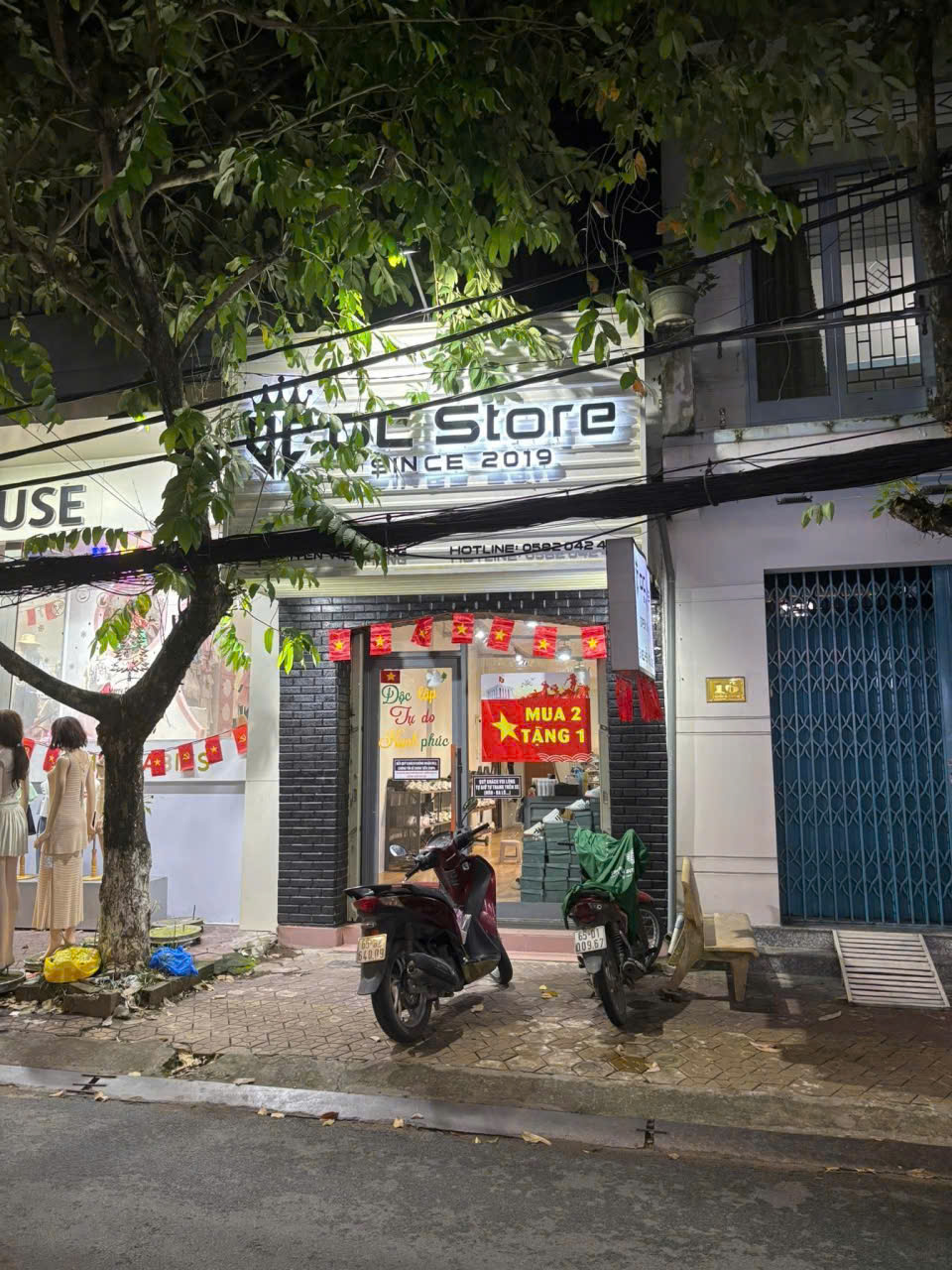 Nhà bán mặt tiền đường Nguyễn Việt Hồng, 68m² giá 8 tỷ - Vị trí đắc địa cho kinh doanh!