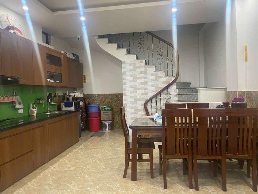 Bán nhà Lê Trọng Tấn Thanh Xuân 78m² giá 26 tỷ - Vị trí đắc địa, ô tô tránh
