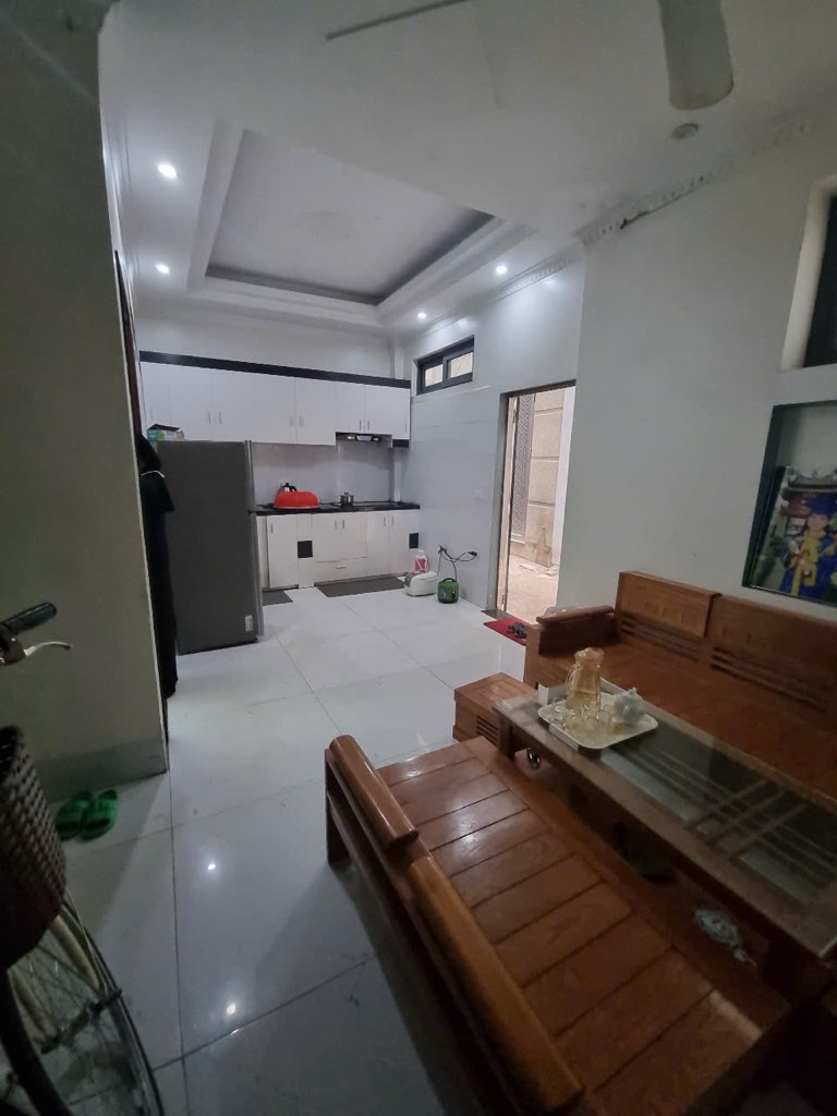 Nhà 4 tầng lô góc Yên Nghĩa, Hà Đông 62m² giá 13.85 tỷ - Đầu tư sinh lời lý tưởng!