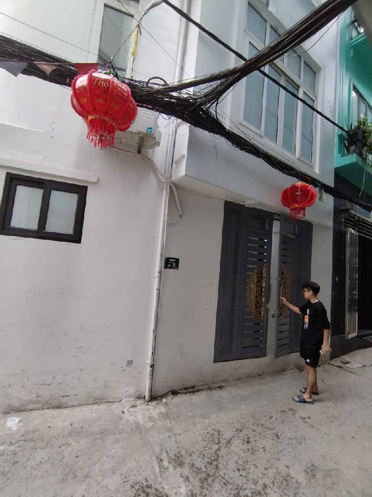 Nhà phố Định Công, Hoàng Mai 32m² giá 6.5 tỷ - Thiết kế hiện đại, đầy đủ tiện nghi!