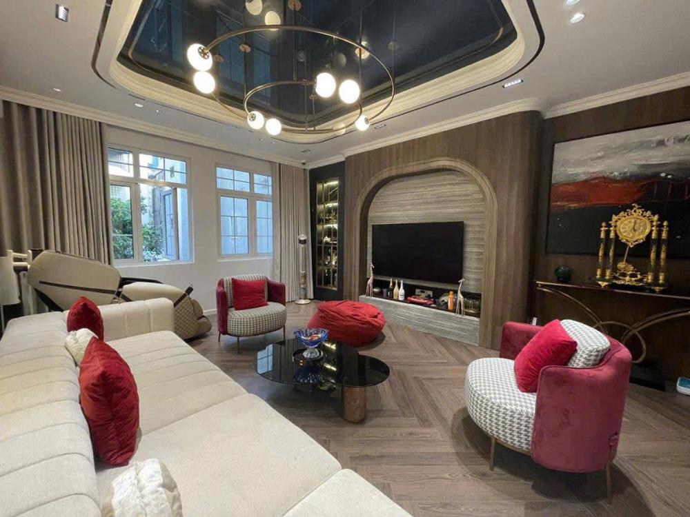 Nhà mặt phố Nguyễn Lương Bằng trung tâm Đống Đa 78m² giá 32 tỷ - Đầu tư sinh lời cao!