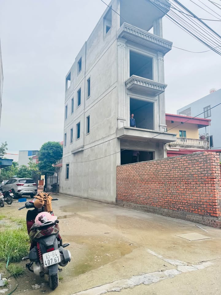 Nhà 4 tầng Vĩnh Khê 87m² giá 4.5 tỷ - Ô tô đỗ cửa thoải mái!