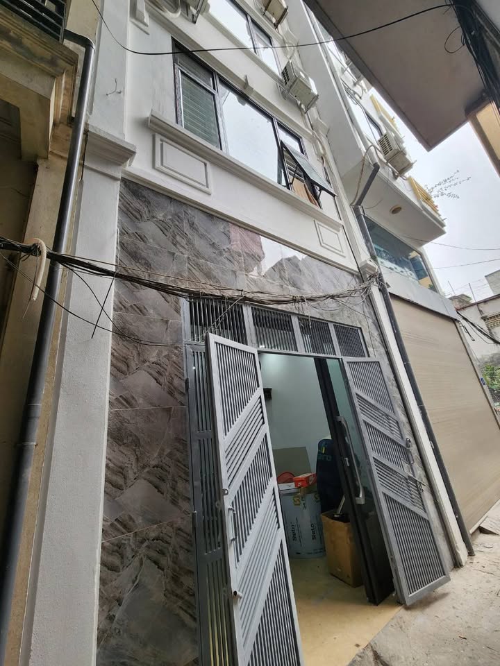 Nhà đẹp 4 tầng Ngõ 77 Bùi Xương Trạch 34m² giá 7 tỷ - Chính chủ, sổ đỏ