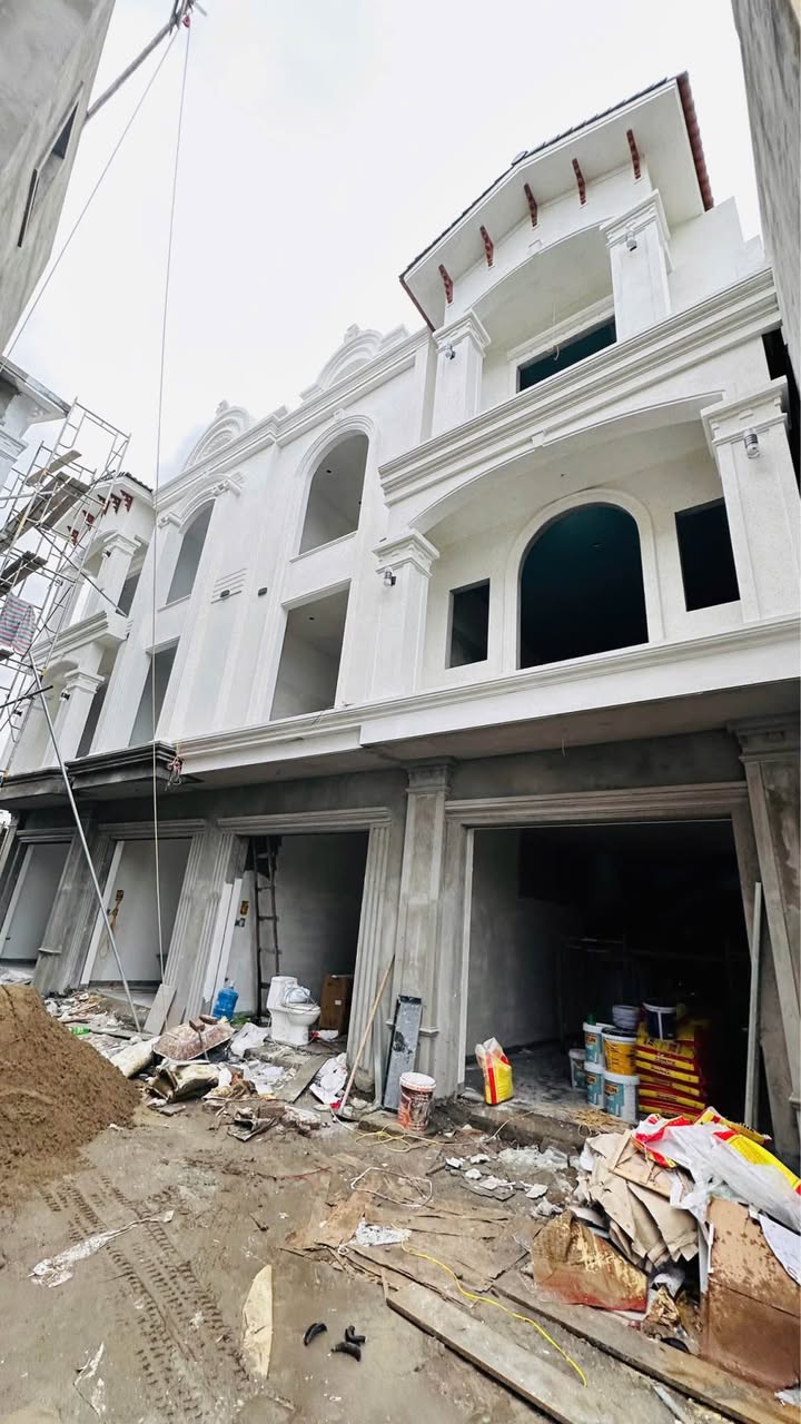 Nhà 3 tầng Hồng Thái An Dương 70m² giá 2.85 tỷ - Thiết kế hiện đại, chính chủ!