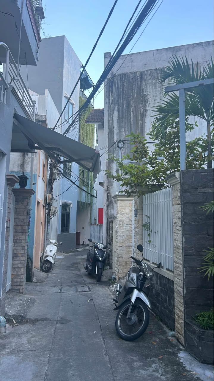 Nhà 2 tầng Dũng Sĩ Thanh Khê 90m² giá 3.3 tỷ - Cơ hội đầu tư sinh lời!