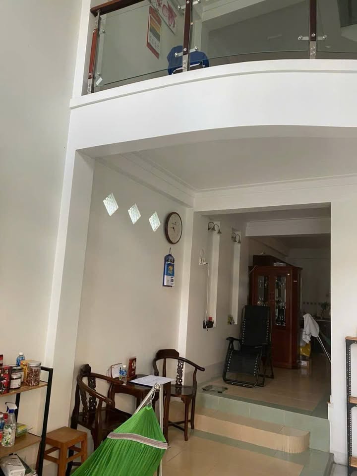 Nhà nguyên căn mặt tiền Mỹ Bình 80m² giá 8 triệu - Thích hợp ở và kinh doanh!