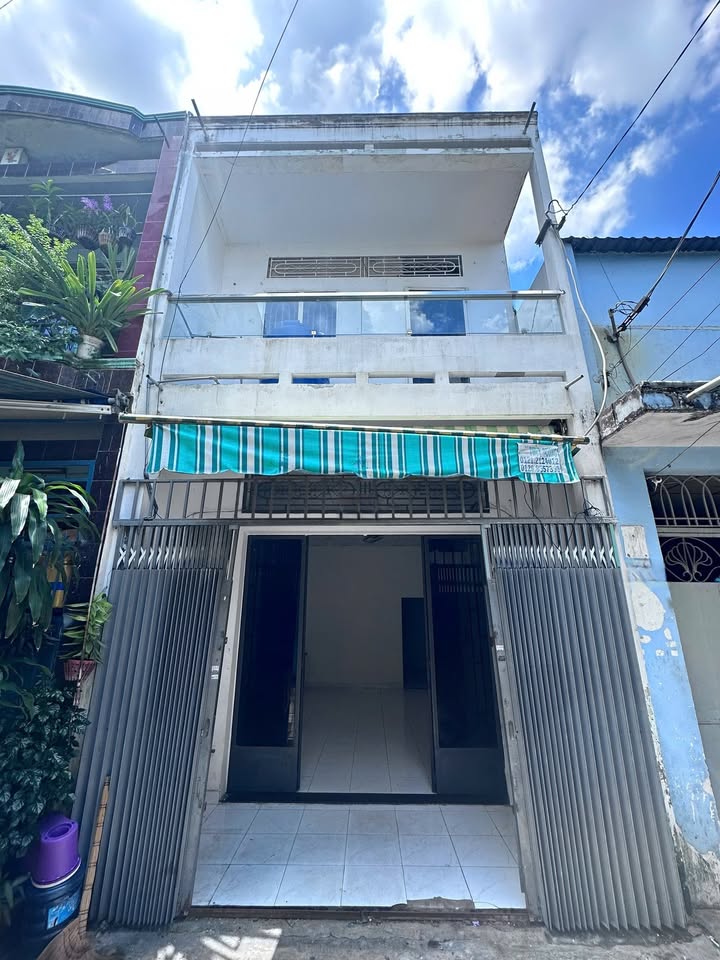 Nhà cho thuê hẻm 4.5m Hương Lộ 2, Bình Trị Đông, 44m² giá 7 triệu - Tiện nghi đầy đủ!