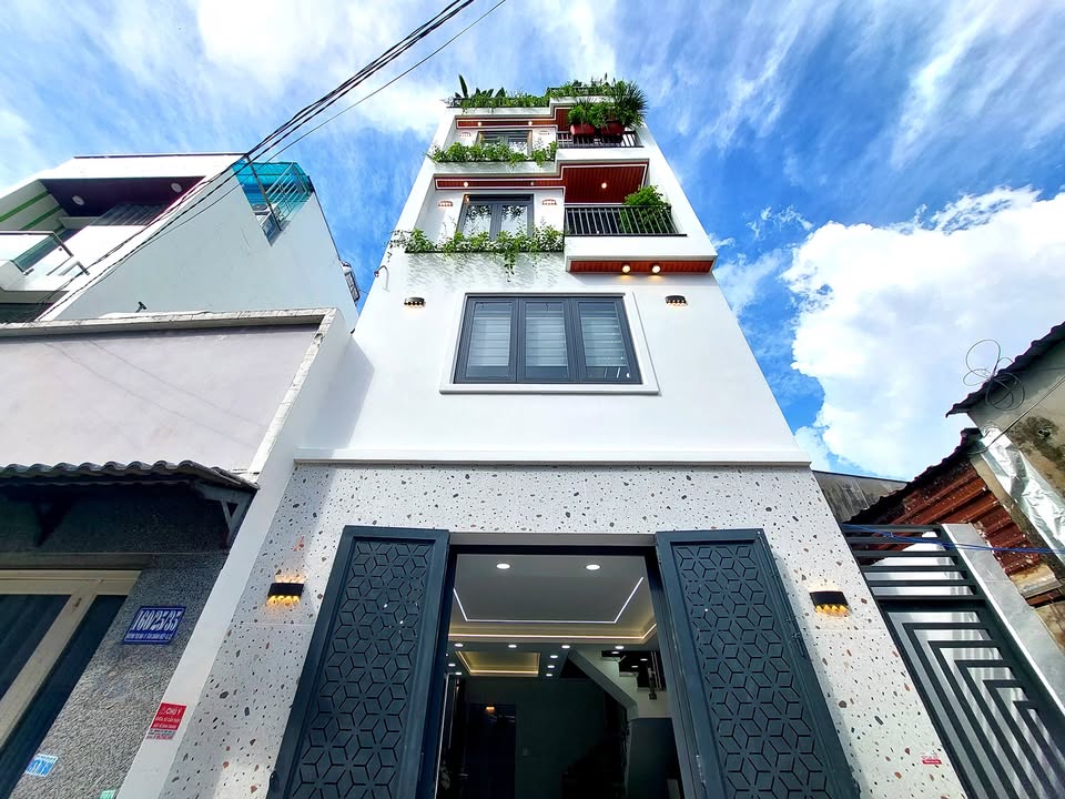 Nhà phố Tân Thới Nhất, Quận 12, 54m² giá 5.5 tỷ - Thiết kế hiện đại, sẵn sàng ở ngay!