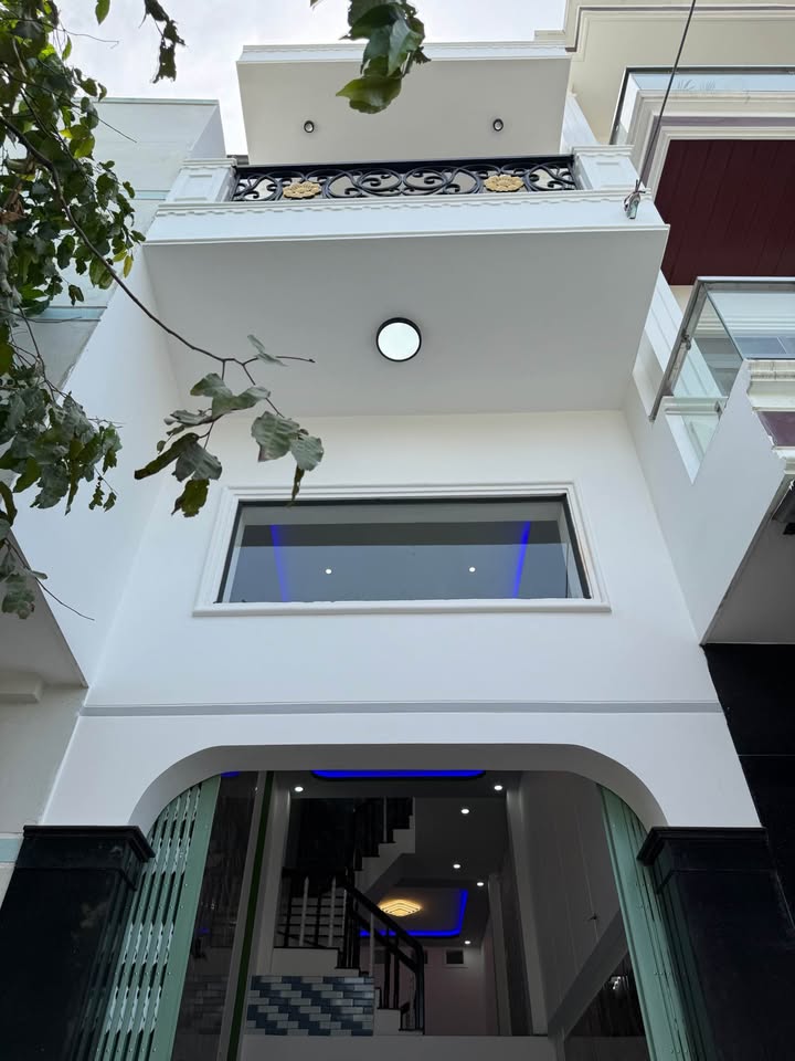 Nhà mặt tiền Đèo Son, Quy Nhơn 47.5m² giá 3 tỷ - Cơ hội kinh doanh tuyệt vời!