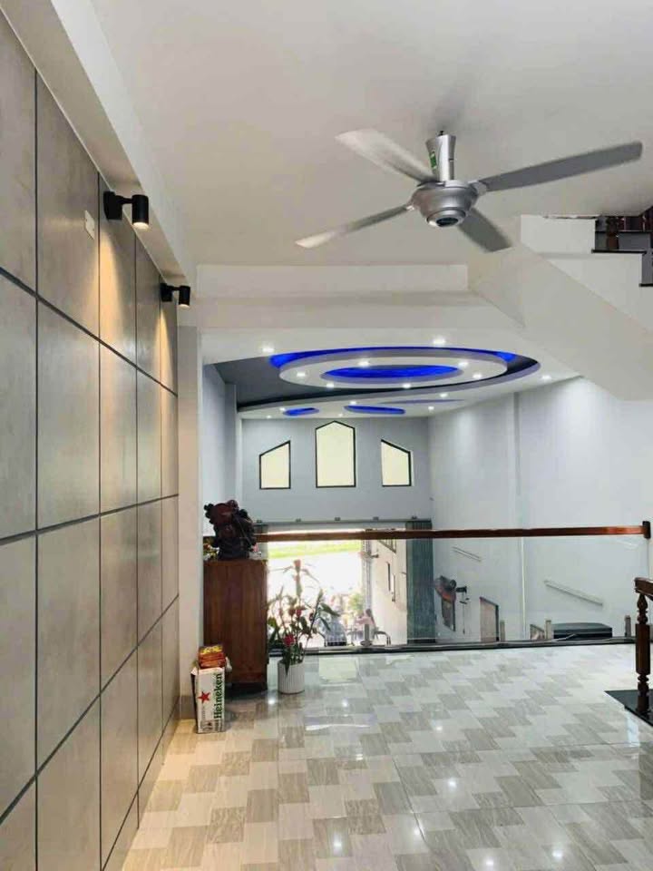 Nhà mặt tiền đường Tây Sơn, 106m² giá thương lượng - Chính chủ, đầy đủ nội thất!