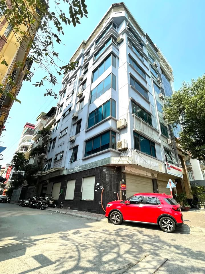 Văn phòng cho thuê tại Phạm Tuấn Tài, Cầu Giấy 60m² giá 9.5 triệu - Đầy đủ tiện nghi và không gian sáng thoáng!