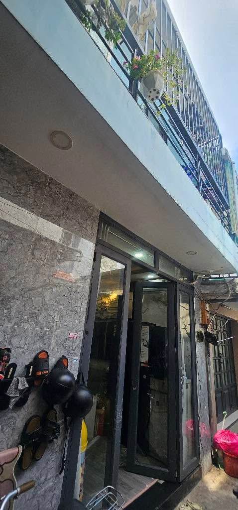 Nhà Đẹp Quận 7 - Lê Văn Lương 18m² giá 3.35 tỷ - Sẵn sàng vào ở ngay!