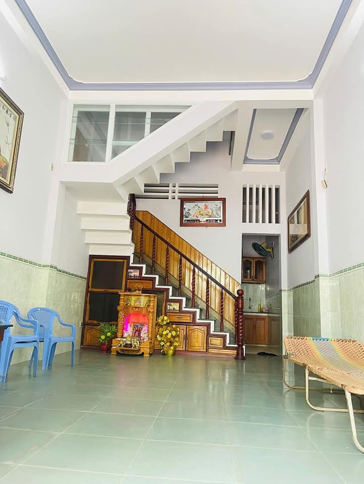 Nhà nguyên căn cho thuê tại Quy Nhơn 2 lầu 3PN - Giá chỉ 5 triệu/tháng!