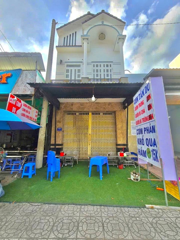 Nhà mặt tiền Nguyễn Văn Cừ, An Khánh 140m² giá chỉ 30 triệu - Kinh doanh thuận lợi!