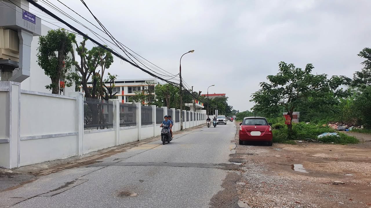 Nhà 2 tầng đường Hà Huy Tập 63m² giá 8 tỷ - Vị trí đắc địa gần trường học!