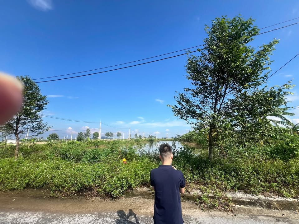 Đất nền mặt bằng 476, Đông Hoà, 110m² giá 1.2 tỷ - Sổ đỏ chính chủ, bán gấp!