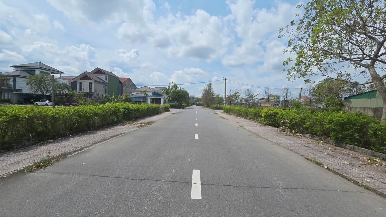 Đất nền đẹp tại Trần Phú, Thạch Hà 220,5m² giá 5 tỷ - Đầu tư sinh lời ngay!