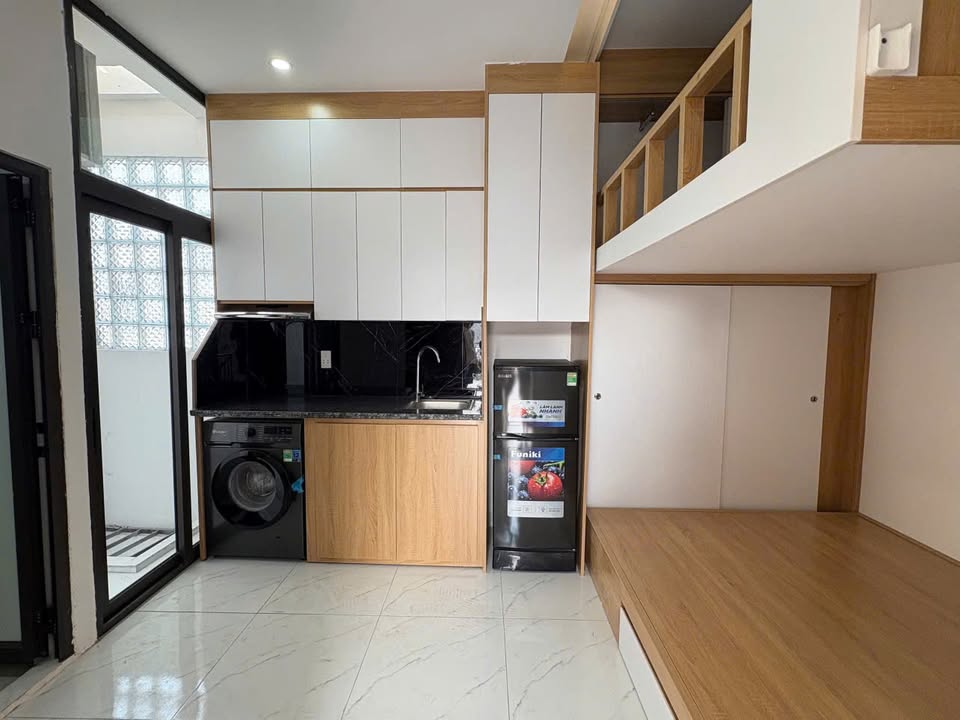 Phòng cho thuê Ngõ 1/103 Pháo Đài Láng, Đống Đa - Giá chỉ 5.4 triệu/tháng, vào ở ngay!