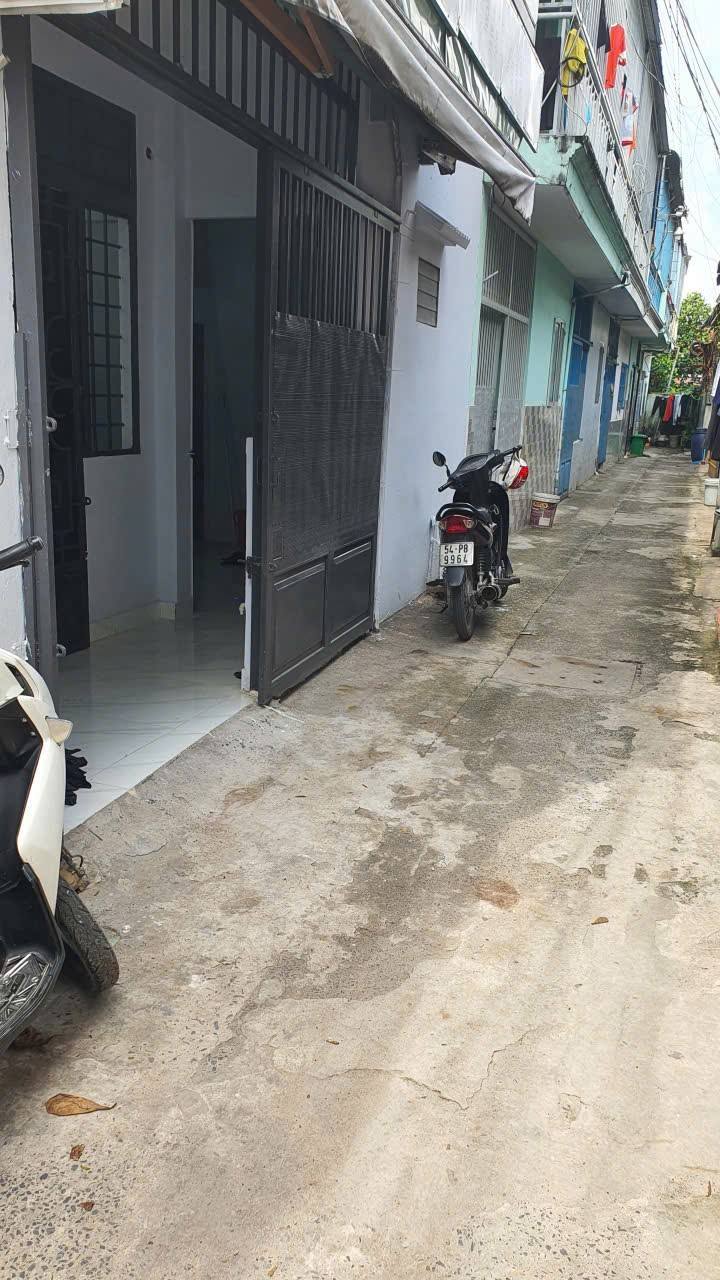 Nhà ấp Cũ 6, Đông Thạnh, Củ Chi 35m² giá 1.1 tỷ - Nhà gác lửng, tiện nghi thoải mái!