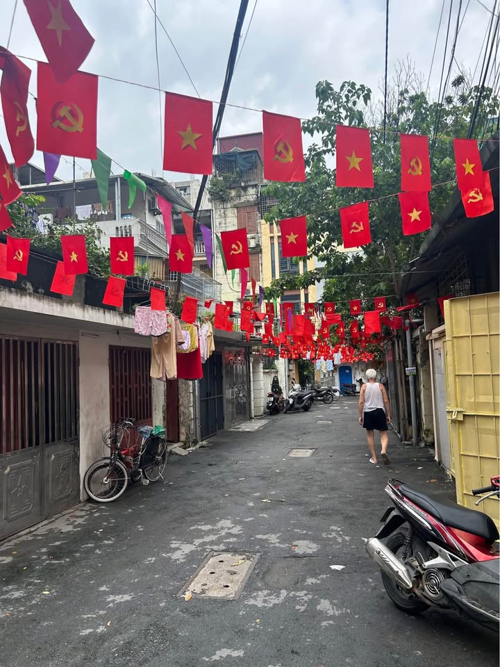 Căn hộ Tập Thể Nam Đồng, Đống Đa 65m² giá 3 tỷ - Full nội thất, sẵn sàng ở ngay!