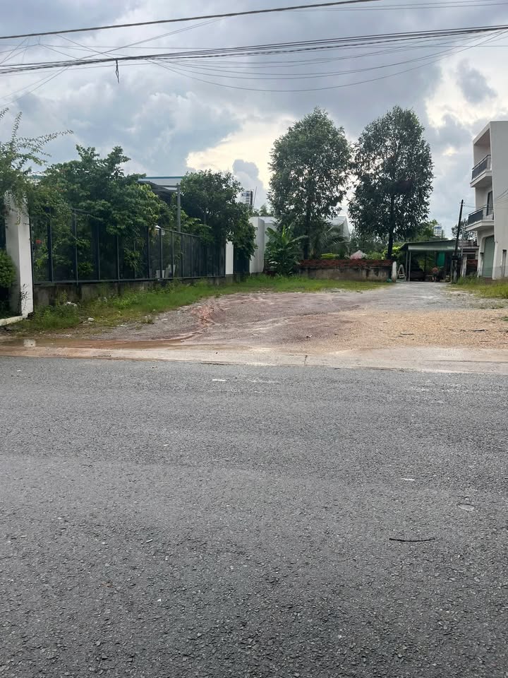 Đất nền Bến Cát 150m² giá chỉ 2 tỷ - Đối diện công viên