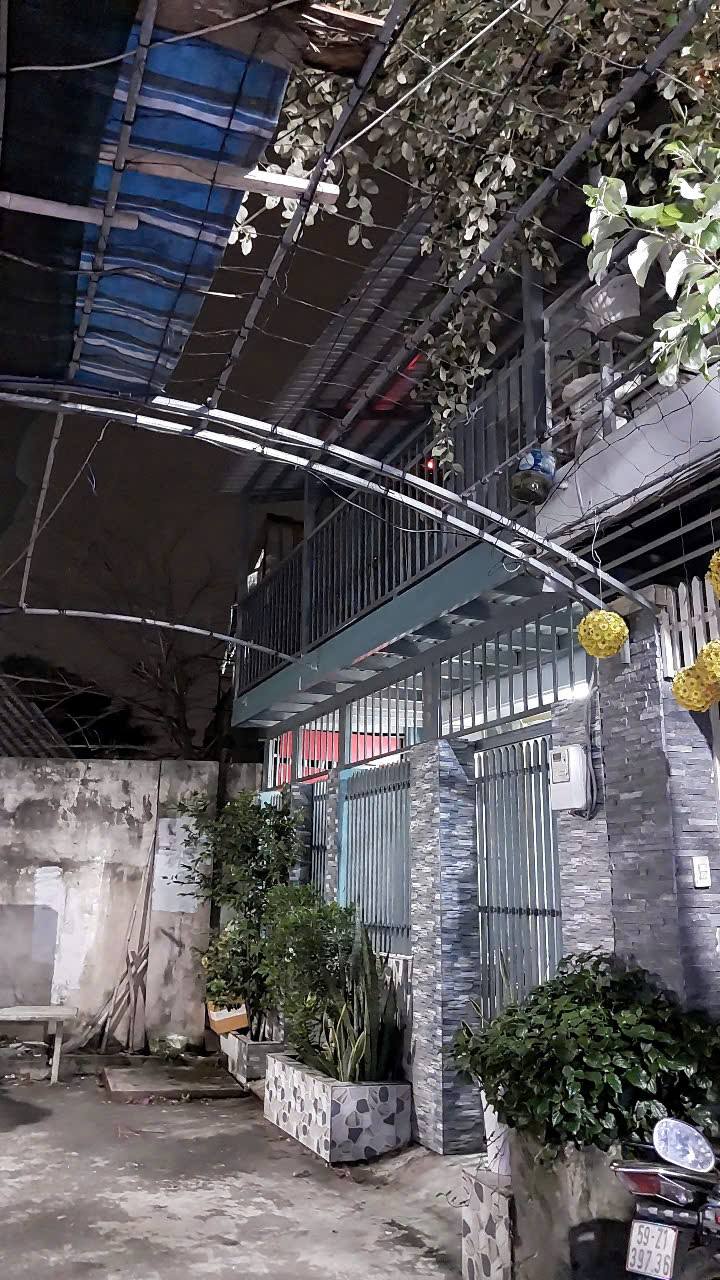 Nhà bán Nhơn Đức Nhà Bè 40m² giá 1.8 tỷ - Thiết kế hiện đại, pháp lý rõ ràng!