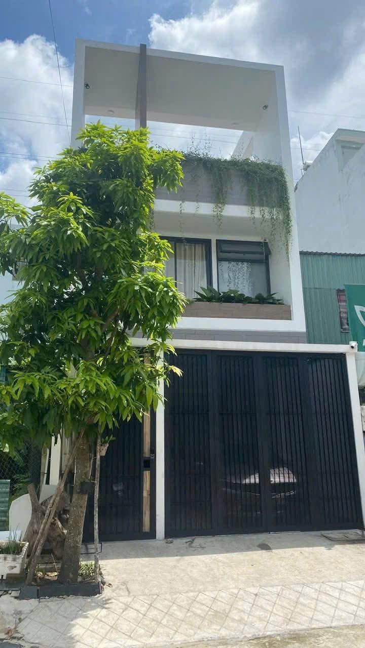 Nhà cho thuê Thới An, quận 12, 100m² giá 17 triệu - Nội thất đầy đủ, tiện nghi!