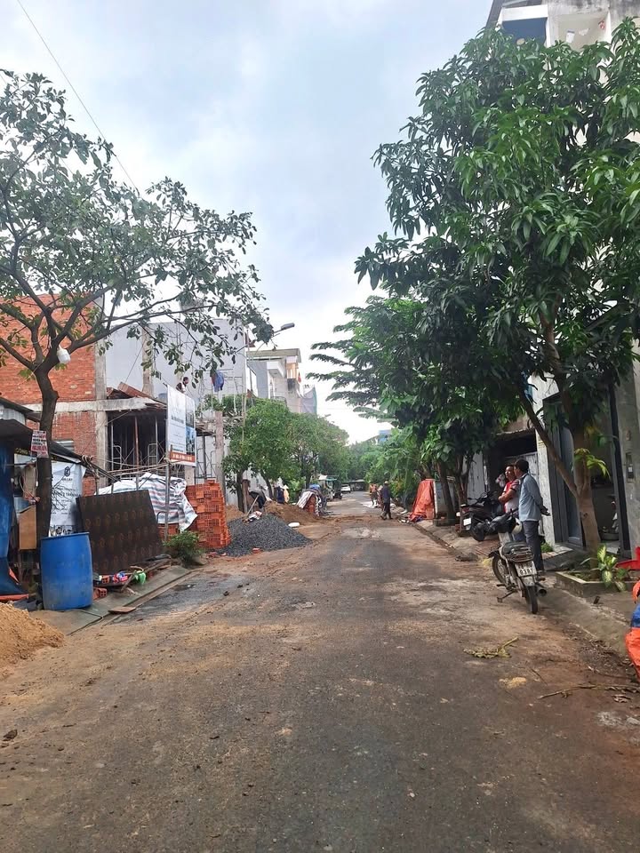 Bán đất Thủ Đức 56m² giá 4.15 tỷ - Khu dân trí cao, an ninh tốt!