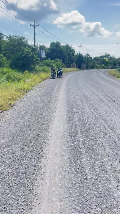 Đất nền Phú Vinh Định Quán 200m² giá 699 triệu - Pháp lý rõ ràng, sổ riêng!