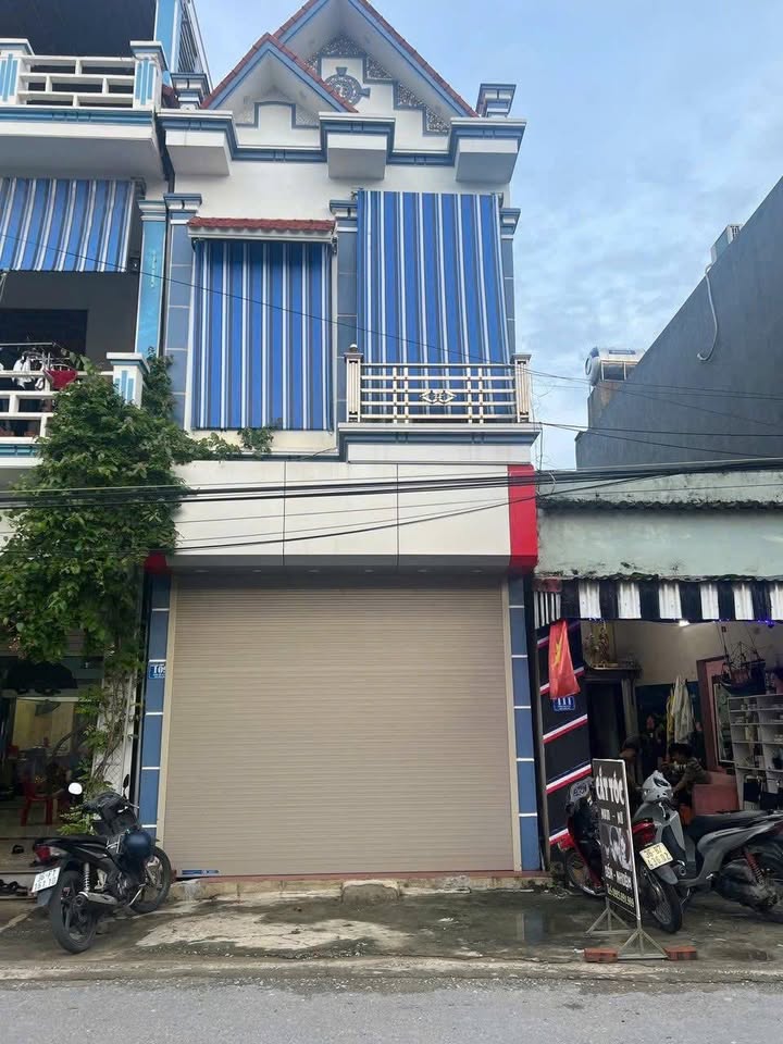 Bán nhà mặt đường chính Tỉnh Lộ 526 - Diện tích 50m² giá 2 tỷ - Kinh doanh sầm uất!