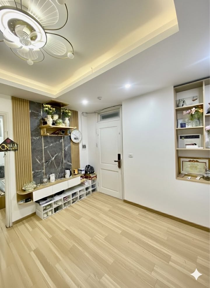 Căn hộ CCMN Hoàng Đạo Thành 50m² giá 2.16 tỷ - Nhà siêu thoáng, tiện ích đầy đủ!